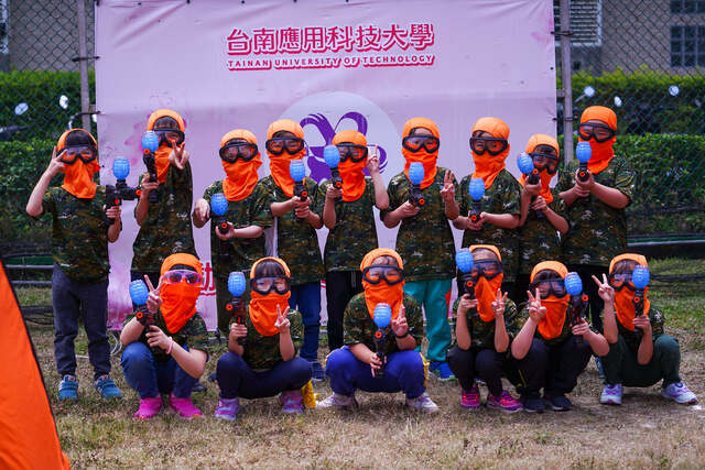 高雄台南最安全及專業水彈活動團隊-（熊麻吉活動團隊）台南傑尼爾富農幼兒園水彈戶外教學成長營