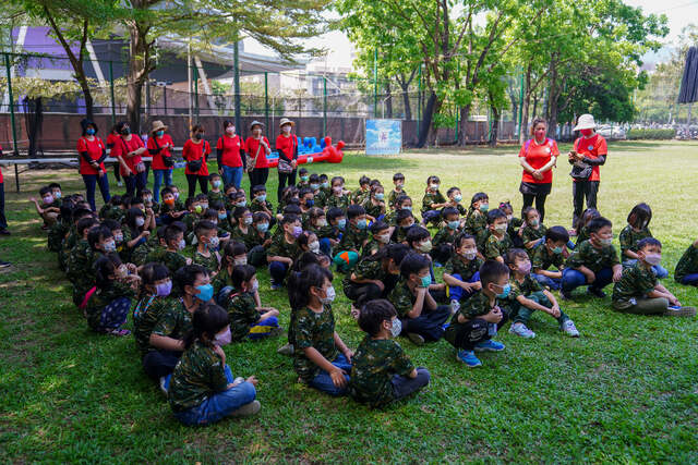 六組同時進行團康活動-（熊麻吉活動團隊）台南傑尼爾富農幼兒園水彈戶外教學成長營