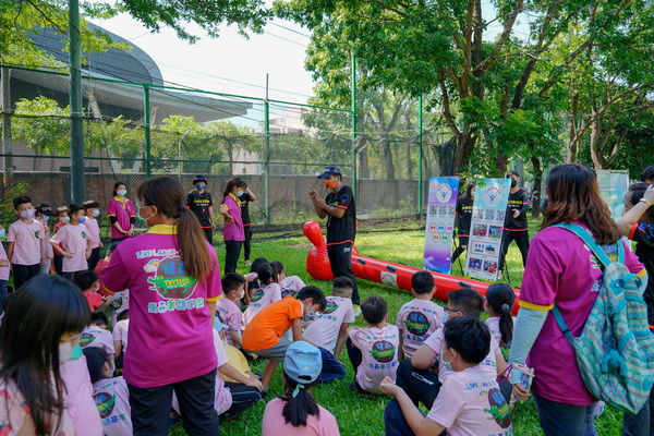 南區漆彈場及水彈活動唯一之充氣式毛毛蟲趣味競賽：高雄台南最專業熊麻吉水彈活動團隊
