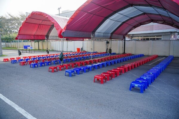 八頂圓形帳棚搭設及176張座椅：台南應用科技大學，全台水彈最專業水彈團隊（熊麻吉活動團隊）